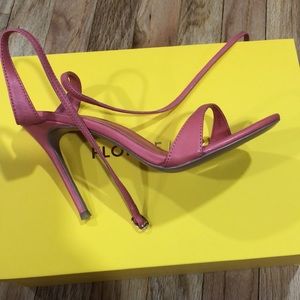 Flor de María coral heels. Never worn.